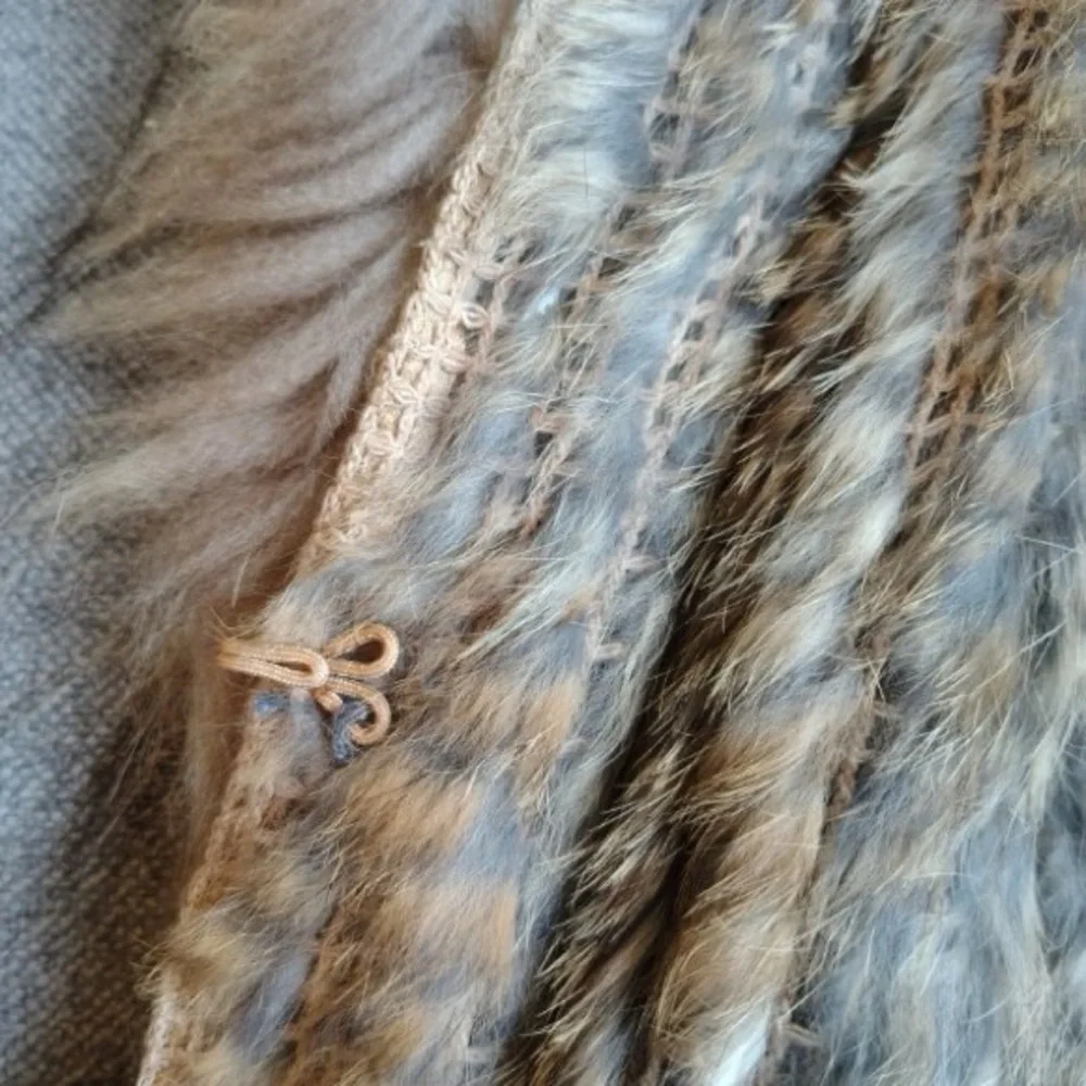 Meefur Rabbit Raccoon Hair Fur Vest Womens L Brown Long Fringe Twilight Victoria - Picture 4 of 15